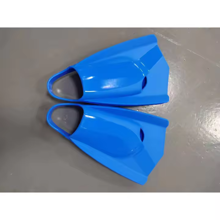 Aletas de silicona nuevas 2025, aletas profesionales de entrenamiento de buceo y natación, equipo de snorkel, aletas cortas para adultos. - 1