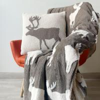 Manta Plaid Alo Home Motivo Reno - Calidad borreguito Sherpa- 100% polyester muy Cálido- Medida 130x170 cm - details 3
