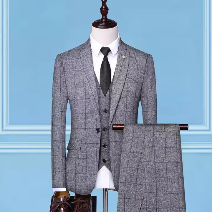 Traje De Tres Piezas Ajustado Para Hombre Con Chaleco Y Pantalones Estilo Británico De Alta Gama Para Bodas Y Fiestas Vestimenta Formal Casual - 1