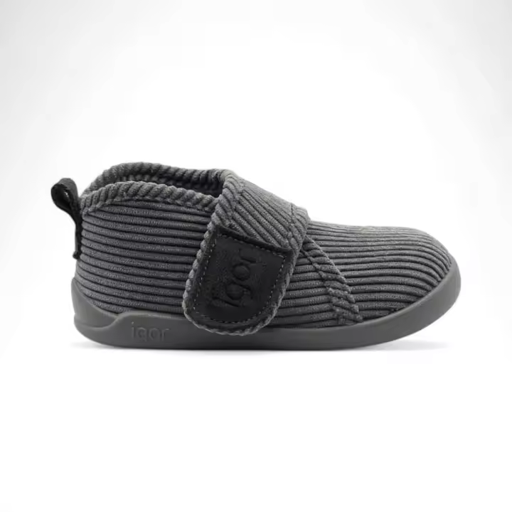 Zapatillas de casa marca Igor para infantil en color gris - 1