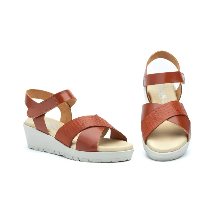 3135 Cuero y Marino Hecho en España Sandalias Mujer Piel Cuero  y Marino Numeración: 35-41 Marca: JAM Color: Cuero y Marino todo piel en planta de gel cierre de velcro y muy confortable modernas y funcionales para todo tipo de eventos - 1
