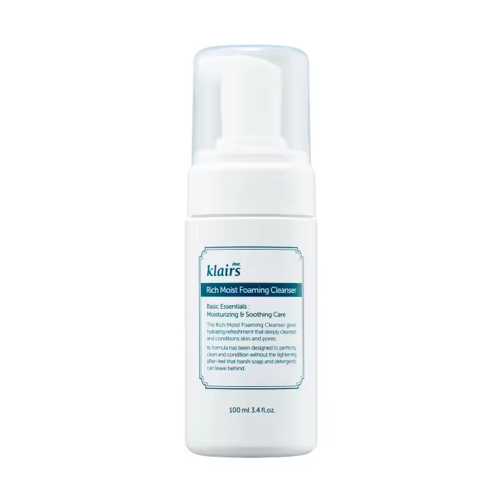 Klairs RICH MOIST FOAMING CLEANSER Este limpiador facial hipoalergénico es perfecto para pieles sensibles o irritadas, ya que su fórmula suave está libre de ingredientes dañinos. 100 ml. - 1