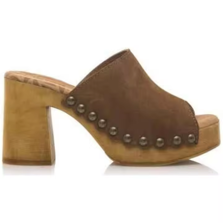 Zueco marca Mustang modelo 53672 C10889 para mujer en color marrón - 1