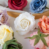 10PCS Flores Artificiales Rosa Silken Para Decoración De Hogar Accesorios De Fiesta Navidad Coronel De Cabeza Muñeca Flor - details 1