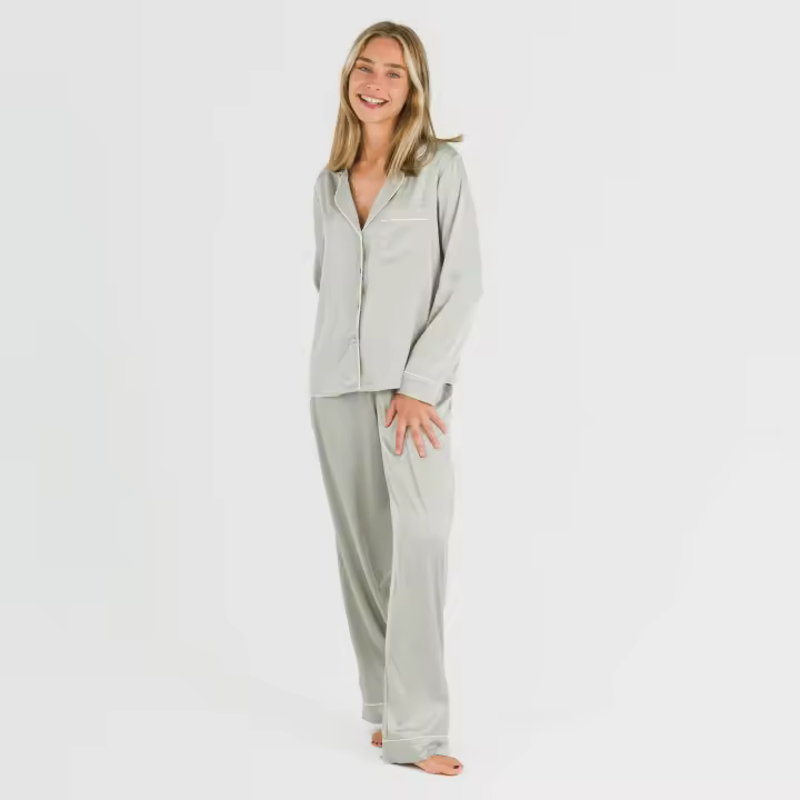 TRAMAS+ Pijama Mujer Satén, Pijama Mujer largo, Conjunto de manga larga con botones y pantalón con cintura elástica, Ropa de Dormir Cómoda - 1