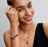 PANDORA  Charm con forma de corazón de rosa, esmalte artesanal, pétalos apilados, rojo, personalidad, cuentas DIY 520, regalo de San Valentín, rojo, talla única - details 0