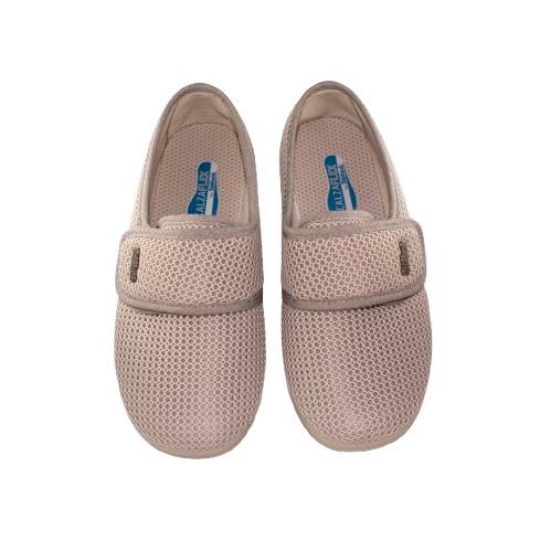 zapatilla 1160 Zapatilla Confort DeValverde 1160 – Frescura y Alivio para Pies Delicados Disfruta del máximo bienestar en casa con este modelo icónico de la marca española DeValverde. Diseñadas específicamente para ofrecer una solución cómoda a quienes su