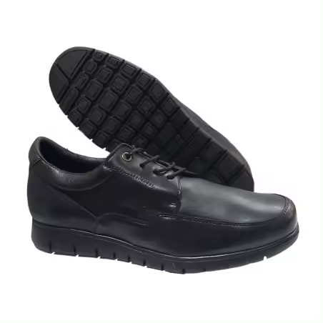 Maxi Confort. Zapato Caballero Piel Negro Con Cordón Referencia: 232 Piel Negro. Maxi Confort Zapato todo piel especialmente cómodo con cordonera. Forro y plantilla en piel. Suela con buen agarre.  * Fabricado en España. - 1