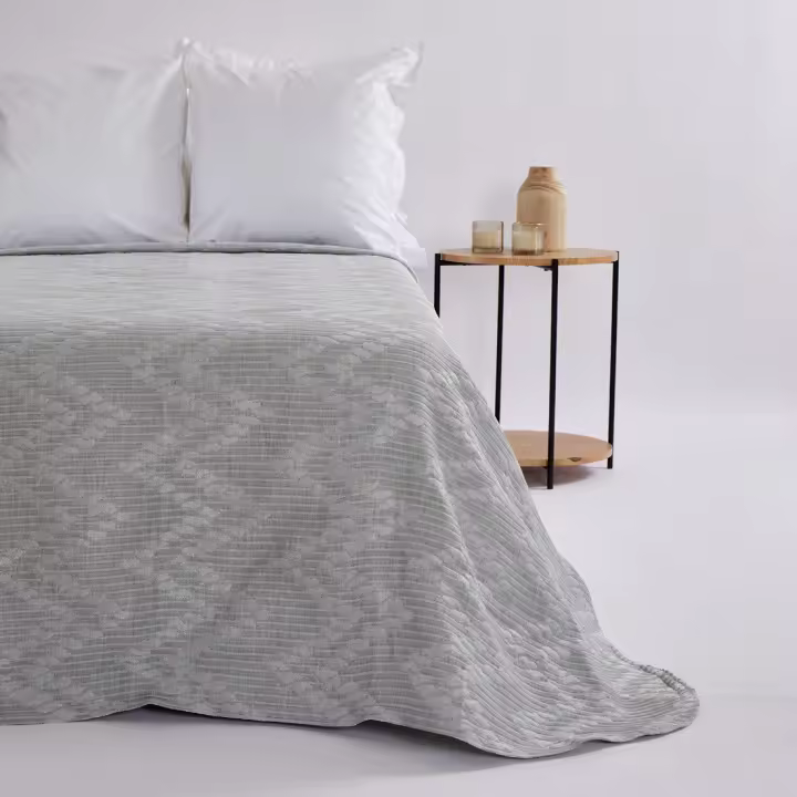 10XDIEZ Colcha jrd 1359  - Decorativas y acoges para dormitorio - 1