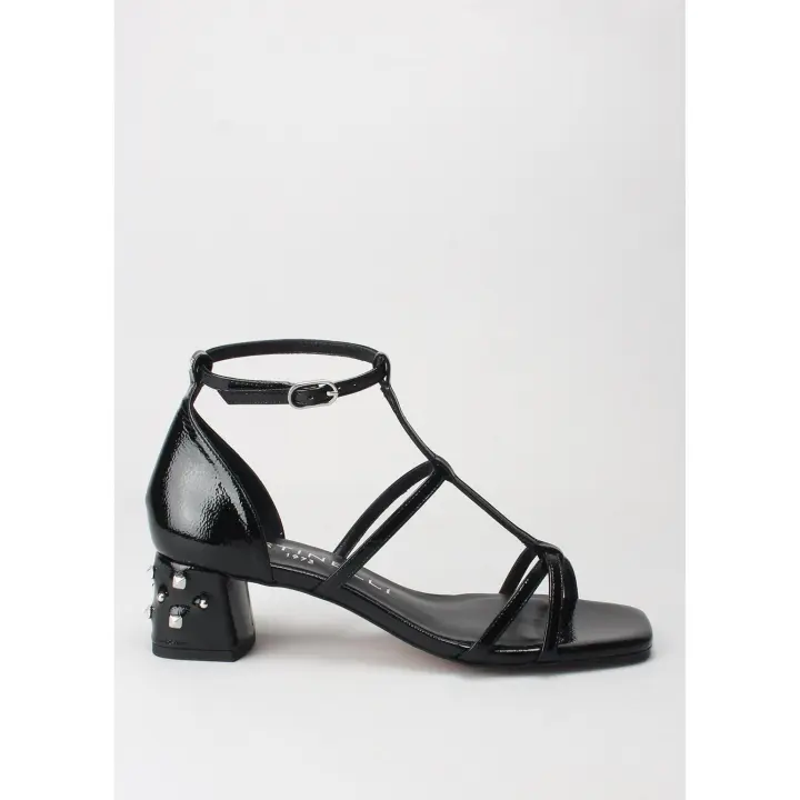 sandalia tachas napa negro MARTINELLI - 1