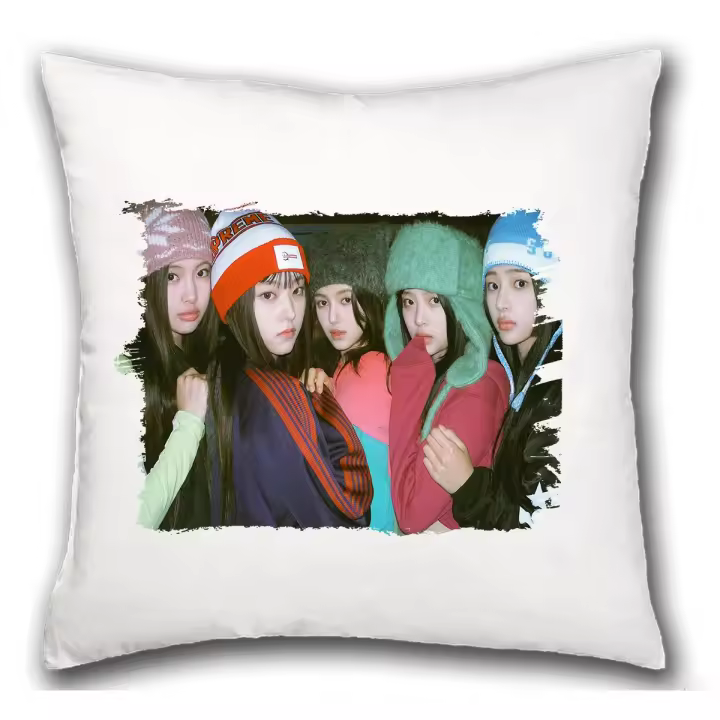 MERCHANDMANIA COJIN newjeans cool with you get up hogar comodo cussion kpop musica cantantes - 1
