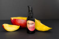 MANGO CYRUS- CREMA PERFECCIONADORA HIDRATA, UNIFICA EL TONO Y PROTEGE DE FACTORES AMBIENTALES- RFB Reset Free Beauty - details 1
