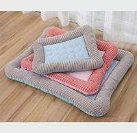 Alfombra De Enfriamiento Para Perros Y Gatos Alfombra De Sueño Para Mascotas Material De Seda Hielo Suave Y Transpirable Para Verano Tamaño S/M/L Peso Ligero - details 1