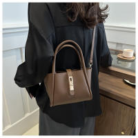 Bolso De Hombro Para Mujer 2025 Moda Diseño Niche Sensación Joven Bolsa Bandolera Estilo Cesta Vegetal Estilo De Moda - details 3