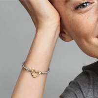 Pulsera PANDORA de Cadena de Serpiente con Cierre de Corazón - Pandora Moments, Joyería de Moda y Elegante para Mujeres - details 4