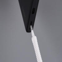 Kit De Limpieza Para iPhone 15 iPad Teclado Auriculares Y Cargador Mini Con Cepillo Y Almohadilla Para Altavoz Móvil Universal - details 4