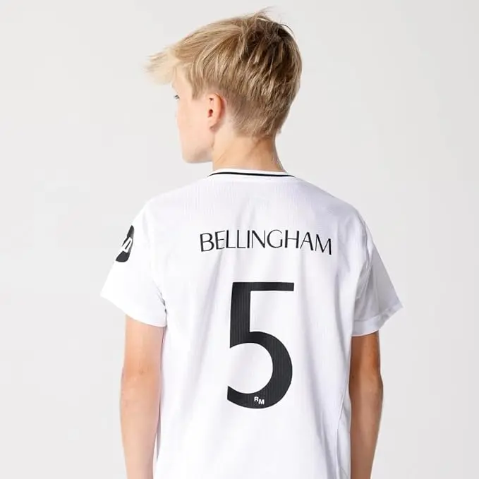 Real Madrid - Conjunto Camiseta y Pantalón Primera Equipación Temporada 24/25, Bellingham, Replica con Licencia Oficial - 1