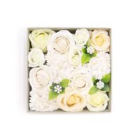 Caja de Regalo Flores de Jabón AWArtisan – Blanco y Marfil: Elaboración Artesanal, Ideal para Bautizos, Bodas o Cumpleaños en Hermosa Presentación Artesana - details 1