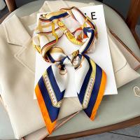 Pañuelo De Lujo Para Mujer 2024 Neckerchief En Satén Y Seda Fashion Wraps Cabeza Y Cuello Envoltura De Moda Para Viajes Y Calor - details 3