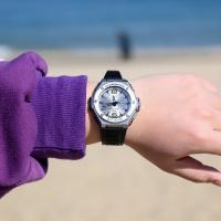 reloj deportivo hombre Casio MWA-100H-7A Luz Correa de resina 100m Water resist - details 1