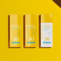 Germaine de Capuccini Crema Protectora Antiedad SPF50 360012 Protección completa contra UVA, UVB, infrarrojos y luz azul. Combate arrugas y manchas solares, dejando la piel protegida y luminosa. Ideal para toda la familia. - details 1