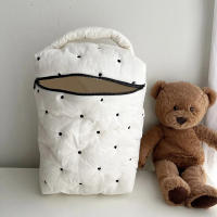 Bolsa De Almacenamiento De Pañales De Algodón Con Patrón De Puntos Bolsa De Mano Para Bebé Zipper Portátil Y Simple Para Viajes - details 0