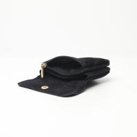 monedero ,cartera Pequeña de Piel Ante  ，hecho en Italia– Minimalista, Ligero y Multifuncional,Perfecto para el Día a Día y Ocasiones Especiales, Diseño Elegante , Dos Compartimentos y Bolsillo con Cremallera, Disponible en piel de Ante, - details 3