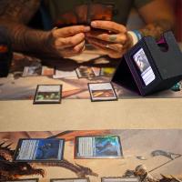 Caja De Cartas MTG Con Ventana De Exhibición Caja De Almacenamiento Para Cartas De Juego TCG Capacidad Para 120+ Cartas Envolvidas En PU Cuero - details 4