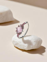 Encanto Anillo de diamante completo de circonita cuadrada superllamativas de lujo con luz de viento europea y americana, anillo ajustable con personalidad simple para mujer - details 10