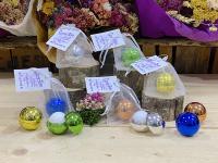 Lote de 10 Bálsamo de labios con aroma vainilla en bolsa de regalo tarjeta con mensaje de agradecimiento - regalos para invitados de boda comunion bautizo cumpleaños aniversarios regalos para mujer ideal como regalo de empresa negocio comercio celebración - details 6