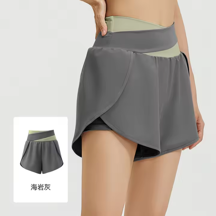 Pantalones cortos de yoga de dos piezas con diseño de bloques de color, color piel, antiexposición, para correr y fitness, para mujer - 1