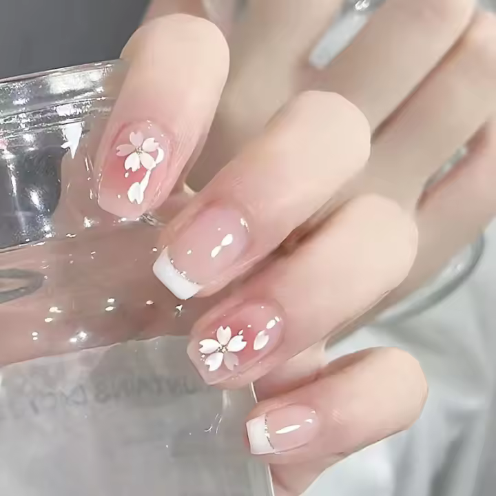 24pcs/set Uñas Postizas Cortas De Acrílico Estilo Francés Con Diseño De Flores Y Mariposas Para La Temporada De Primavera Y Verano Artículos De Belleza Para Uñas - 1