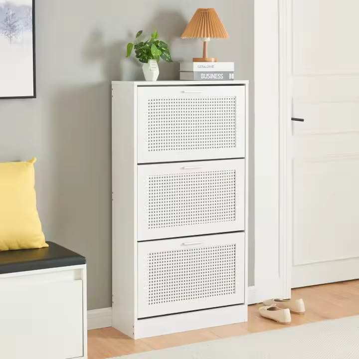 Zapatero Vesilahti con 3 puertas abatibles para 12 pares 115x60x24 cm - Blanco [en.casa] - 1
