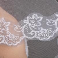 Velo De Novia Blanca De Encaje Bordado En Tulle De Alta Calidad 1 Capa Accesorios De Boda Para Mujer Medio Brazo 2024 - details 3