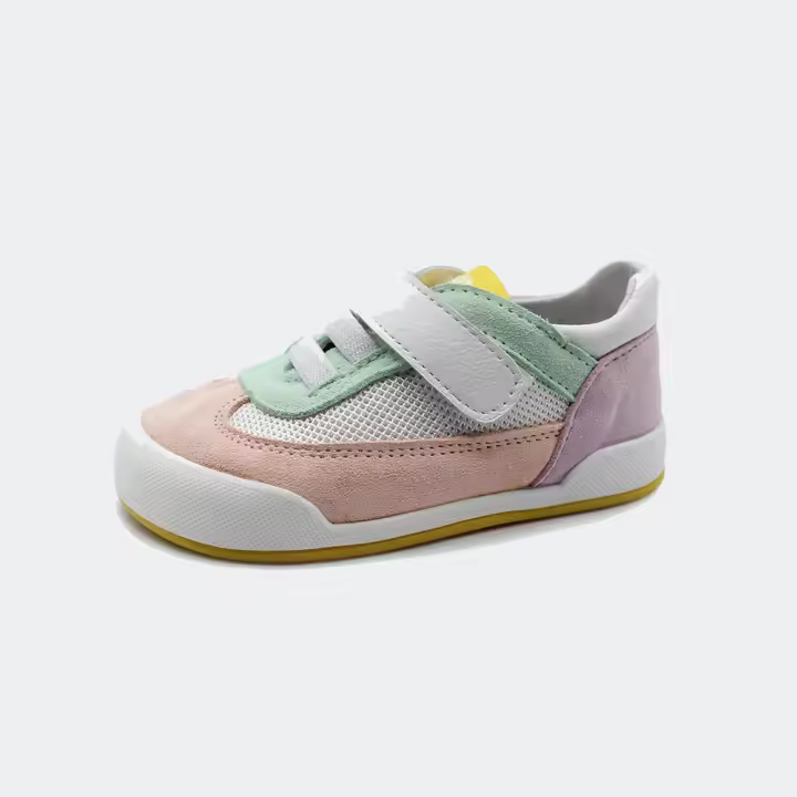 Zapatillas Y Deportivas marca Blanditos para niñas en color blanco - 1