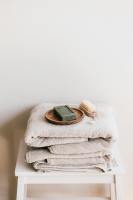 Juego de Toallas de Lujo con Puntilla de Crochet Beige - 100% Algodón Portugués, 500 g/m² - Set de 3 Toallas Absorbentes y Elegantes para Decorar tu Baño - Marca: Mommata - details 1
