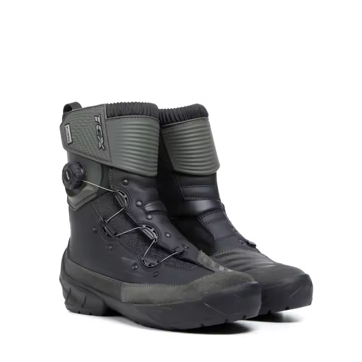 BOTA MOTO TIPO TRAIL CAÑA BAJA TCX INFINITY 3 MID WP BLACK/MILITARY-GREEN - 1