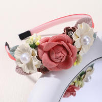 Headband De Boda Para Niñas Con Perlas Y Plumas Accesorio De Cabello De Princesa Para Fiestas Y Danzas Recién Nacidos Hecho a Mano - details 17