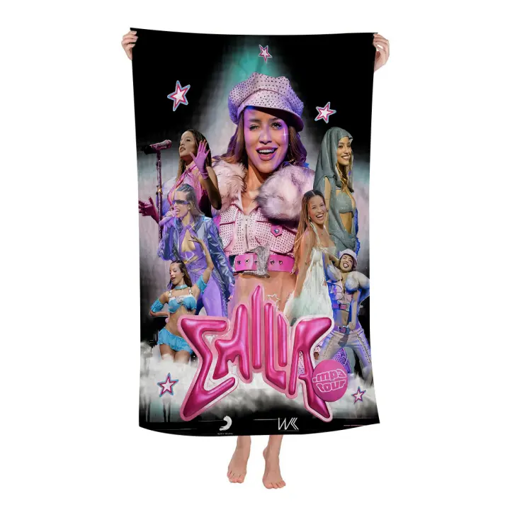 Toalla De Baño Grande Y Absorbente Emilia Mernes Singer Microfibra Para Playa Y Piscina Secado Rápido Diseño De Anime Tamaño 76x182 Cm - 1
