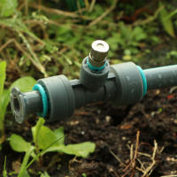 Sistema De Rociado Para Jardín 3/8”PE Con Boquilla Metálica De 0.3mm Para Plantas Del Exterior Atomización Rociado De Agua Refrescante Y Despolvo - details 3