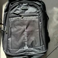 Mochila de viaje para hombre de gran capacidad, nailon resistente, correas de hombro ajustables, múltiples compartimentos, ideal para negocios y escuela, color negro. - details 2