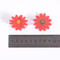 50Pcs Cabezas De Girasol Artificial Daisy Flor Silken Para Decoración De Bodas DIY Artesanía Y Decoración De Hogar - details 1