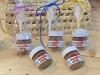 Nutella mini 25 gr. LOTE DE 10 unidades regalos para bodas detalles para niños niñas bodas cumpleaños comuniones fiestas infantiles regalos para bodas Candy Bar en bolsa de regalo con cuchara de madera y lazo de colores - details 1