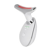 Masajeador de cuello y rostro Jocca con luz pulsada, 3 modos de cuidado facial: limpieza, estimulación muscular y calor. Reafirma, tonifica la piel y mejora la apariencia de la piel. Cabeza de masaje 160°. Batería recargable de 800mAh. Incluye USB. - details 0