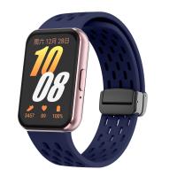 Correa De Silicona Magnética Transpirable Para Reemplazo De Pulsera Samsung Galaxy Fit 3 SM-R390 Compatible Con Marcas De Relojes Deportivos - details 5
