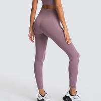 Leggings De Yoga Sin Costuras Para Mujer Levantador De Glúteos Deportivos De Fitness Y Gimnasio Pantalones De Running Terciopelo De Nylon De Cintura Elástica - details 29
