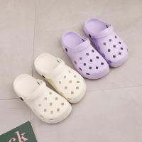 Nuevos Sandalias De Jardín Para Hombres Y Mujeres Verano 2024 Pantuflas De Baño Con Suela Suave Impermeables Y Moda Para Uso Exterior - details 7