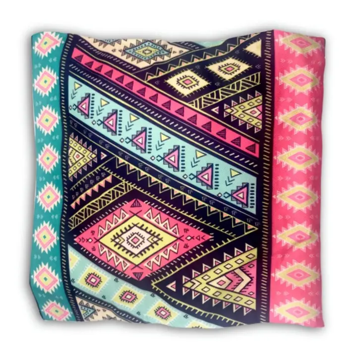COJIN AMIKO CON CREMALLERA MODELO WAPI 42X42 CMS - 1