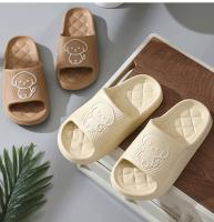 Sandalias De Verano Antideslizantes Para Mujer Con Dibujos De Oso Para Baño Y Hogar EVA Cómodas Plataforma Sin Tacón Para Playa Interior Y Exterior - details 2