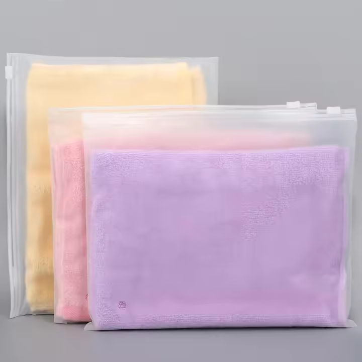 Bolsas Zip Pequeñas, 50 Piezas 25 * 20cm Bolsas Ropa Viaje, Bolsas Plastico para Ropa, Organizador de Viaje para Guardar Ropa, Juguetes, Organizador Maleta (con Orificios de Ventilación) - 1